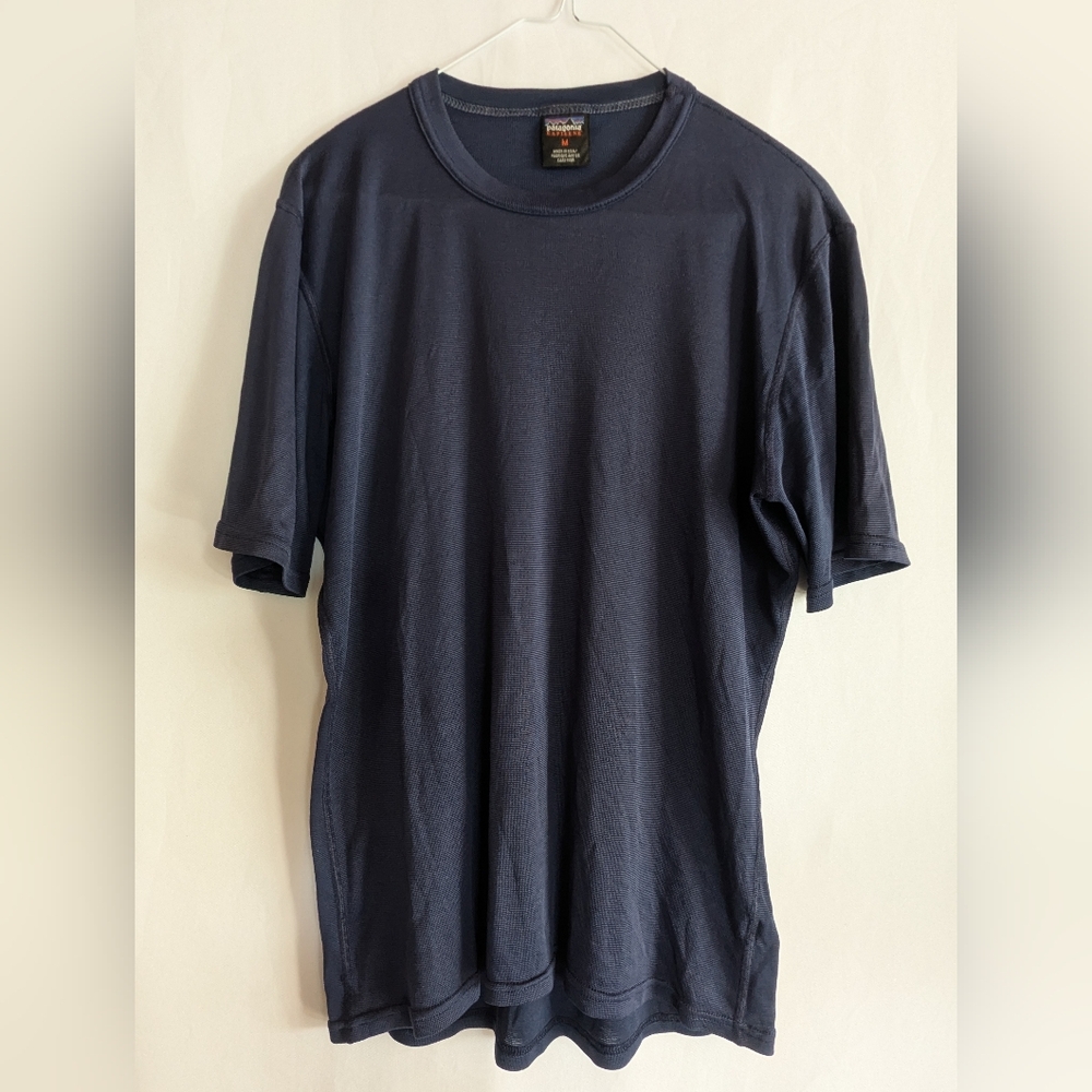 Men's Medium Patagonia Capeoine T Shirt  Short Sleeve Breathable Lightweight